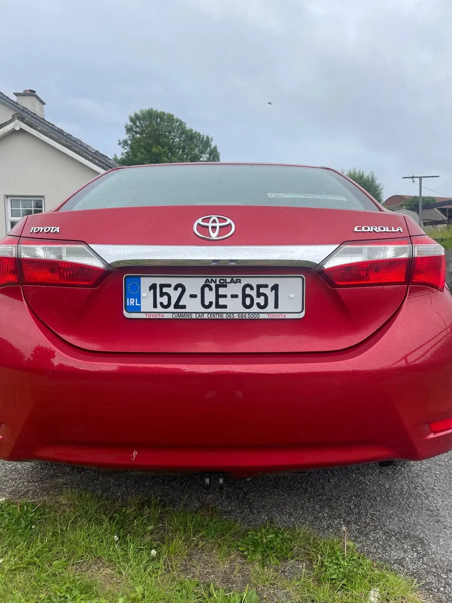 Toyota Corolla 2015 - Image 2