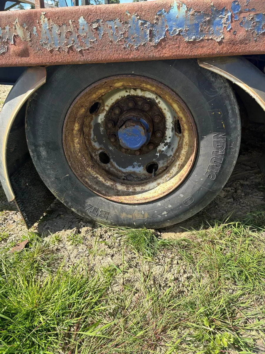 Stepframe trailer - Image 2