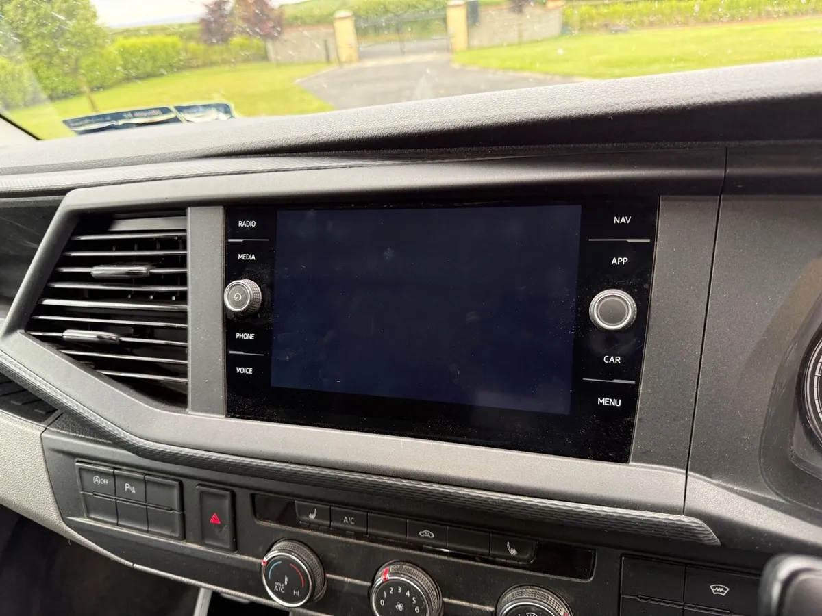 VW Transporter T6.1  4Motion Highline Automatic - Image 3