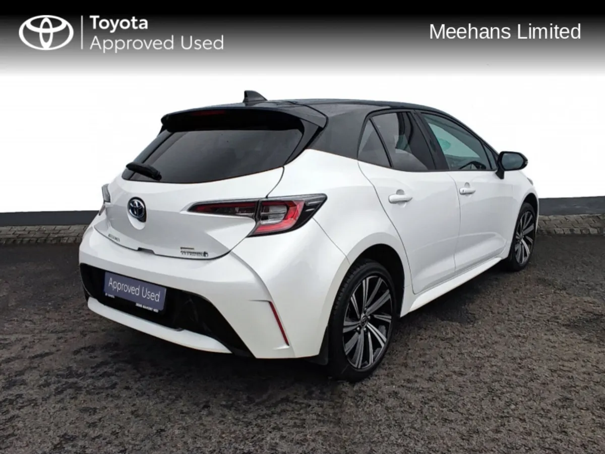 Toyota Corolla COROLLA HYBRID L/SPORT HB - Image 2