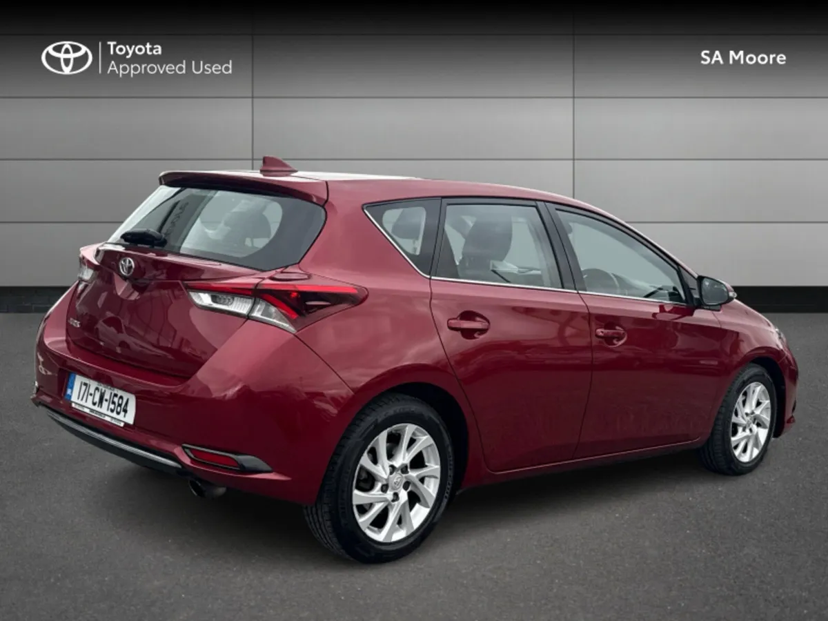 Toyota Auris 1.2T AUTO - Image 2