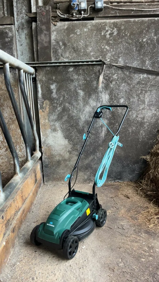 Garden equipment - Image 1