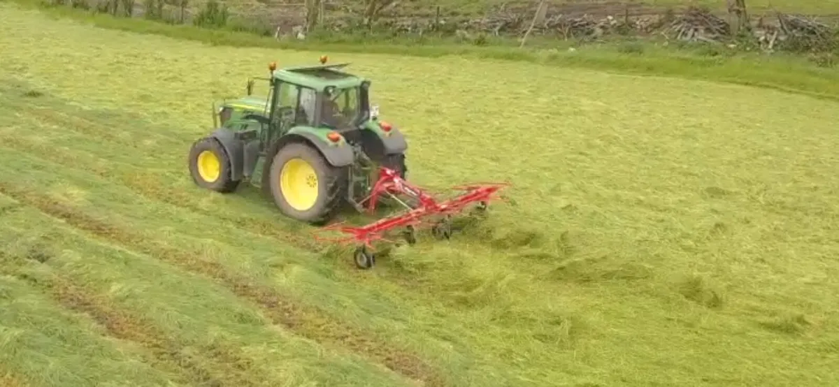Kverneland 4 rotor tedder - Image 4