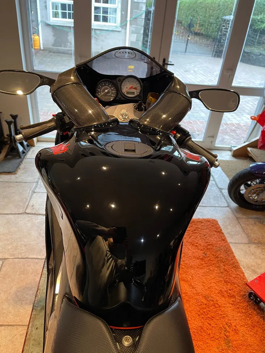 SB8RS BIMOTA - Image 2
