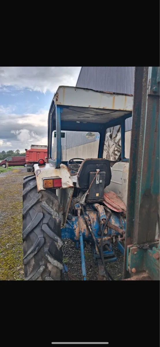 Ford 4000 - Image 3