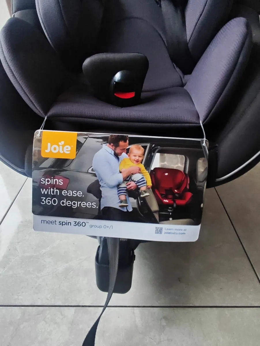 Joie 360 Spin Car Seat - Image 1