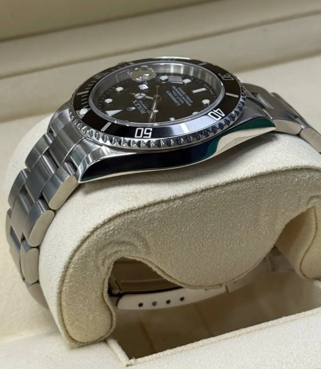 Rolex Submariner 2007 (Excellent Condition) - Image 2
