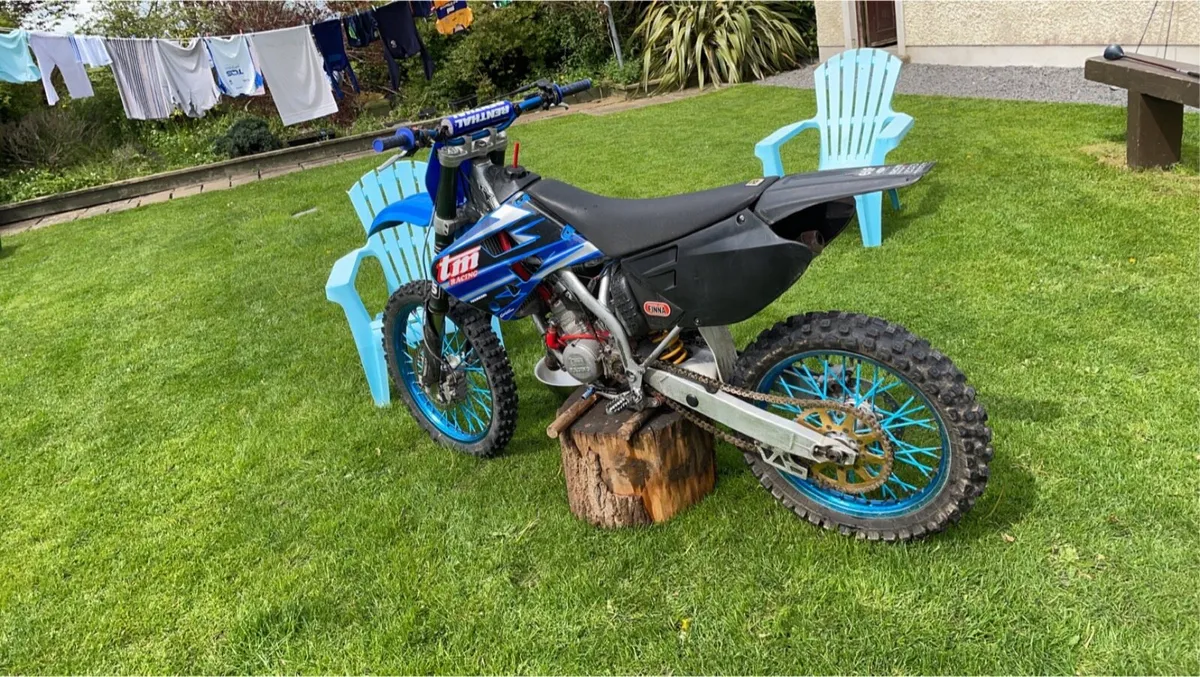 Dirt bike - Image 1