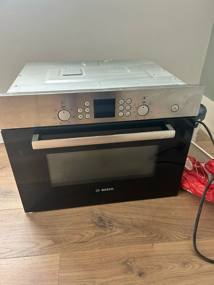 Bosch integrated combination microwave - Image 1