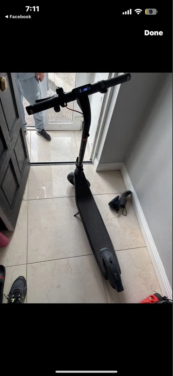 Electric scooter - Image 4
