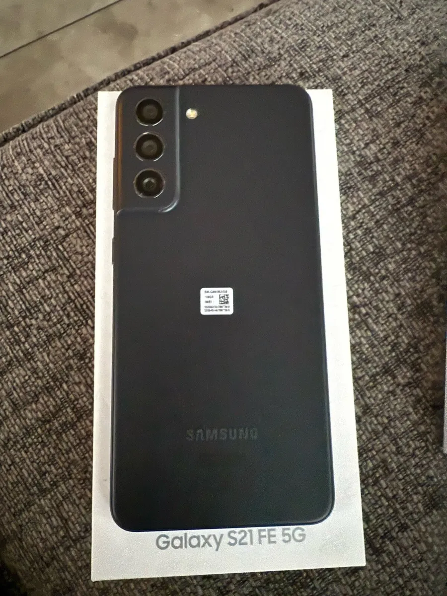Samsung S21FE - Image 3