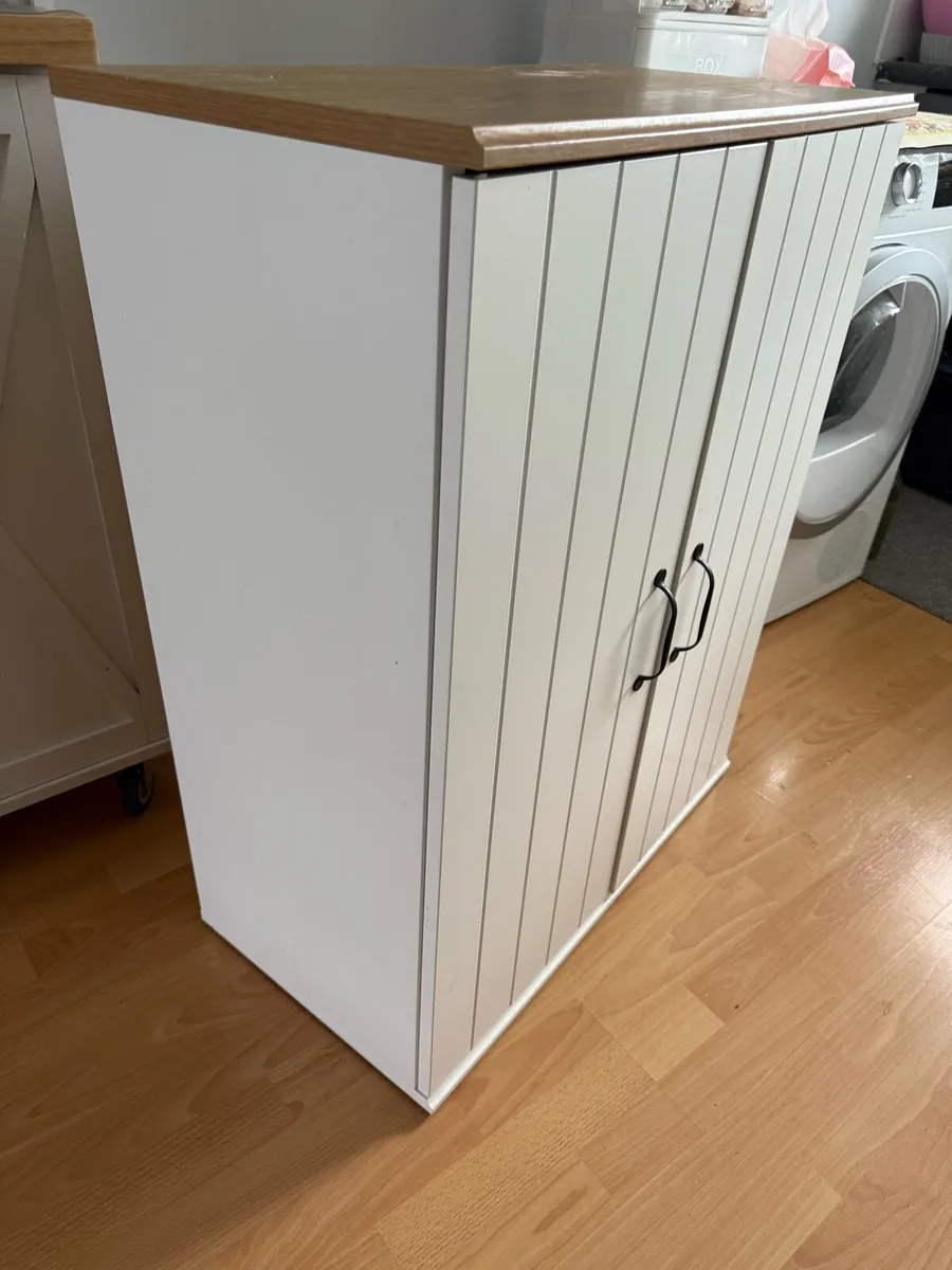 Cabinet - Image 3