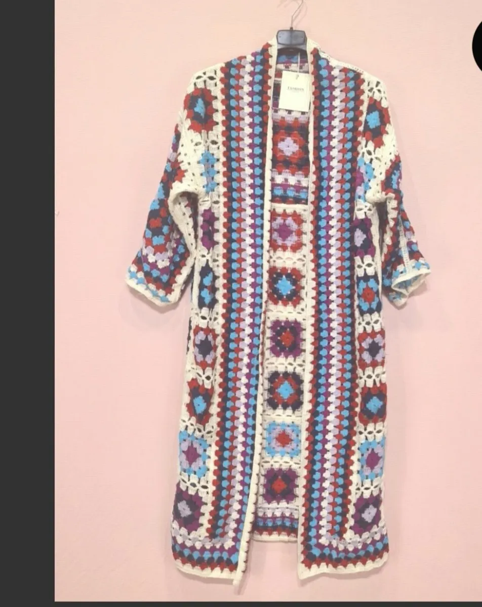 Cardigan one sz fits 8/16....30e
