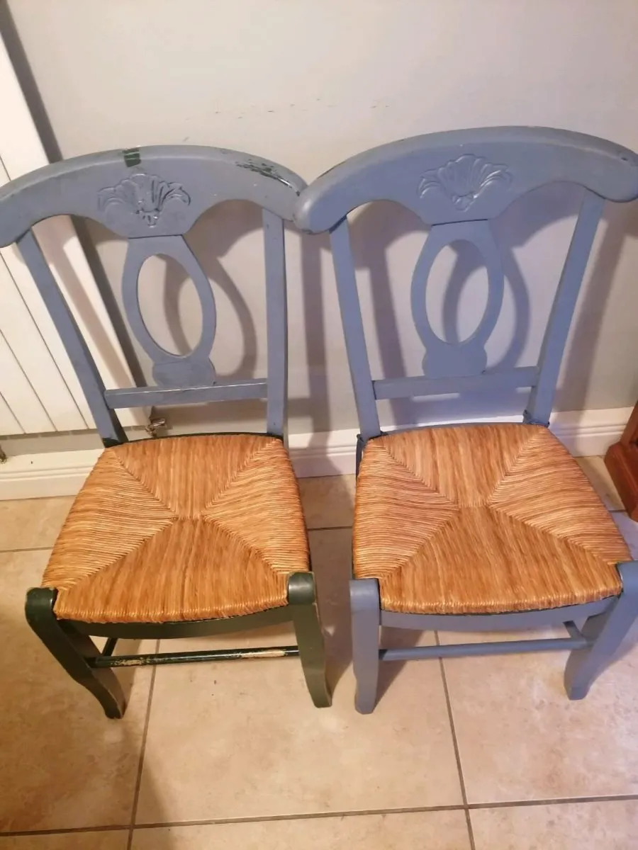 Solid Wood Kitchen Table and 4 Chairs - Image 4