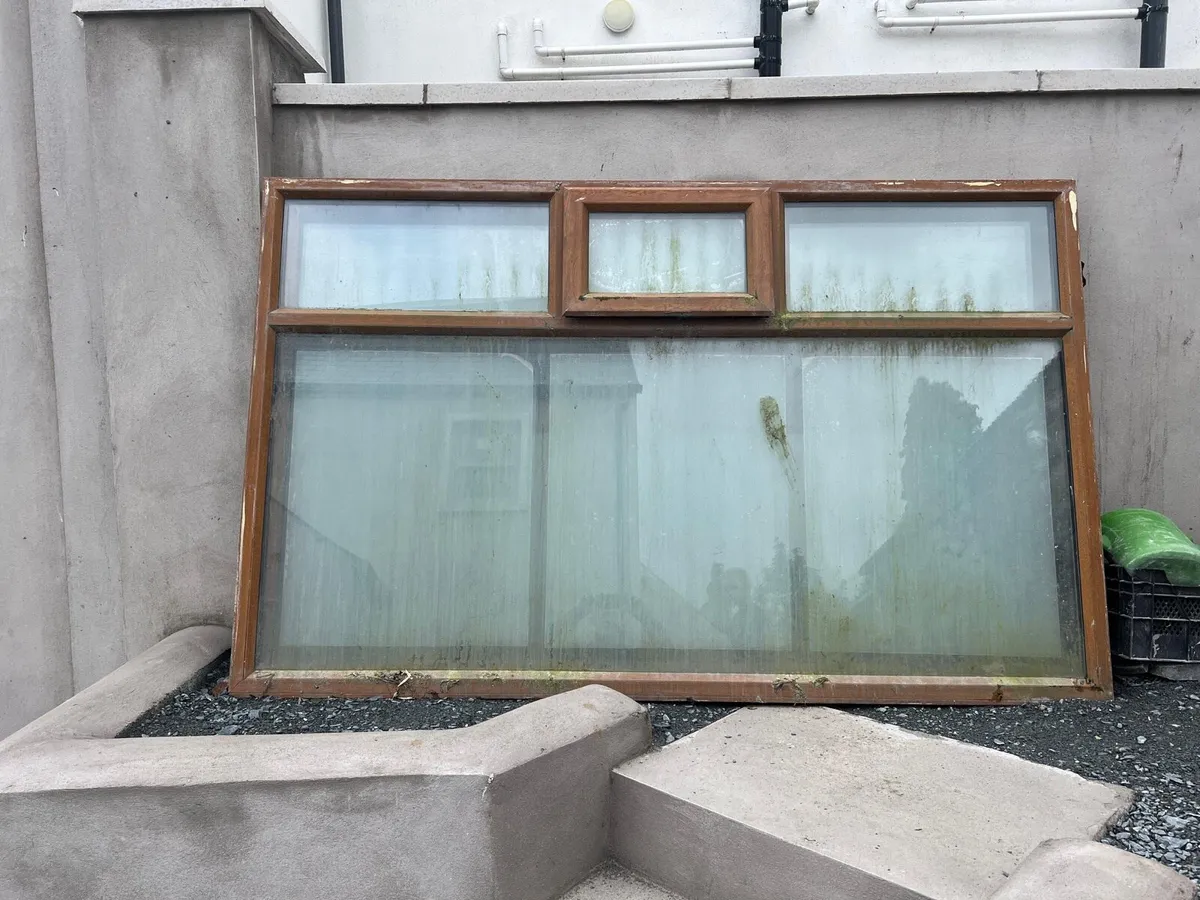 2 x Brown PVC windows - Image 1