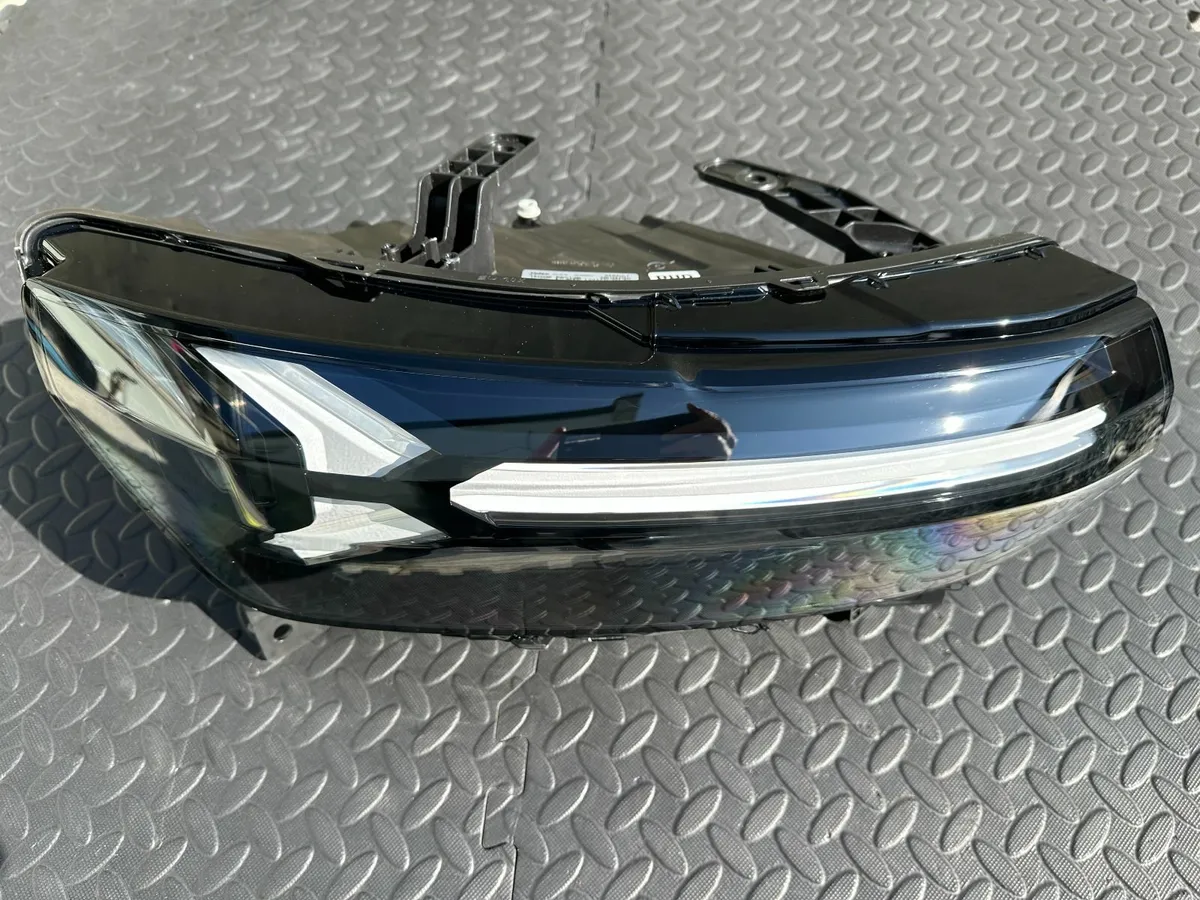 Original headlight  LED Renault/Dacia DUSTER-P1310 - Image 1