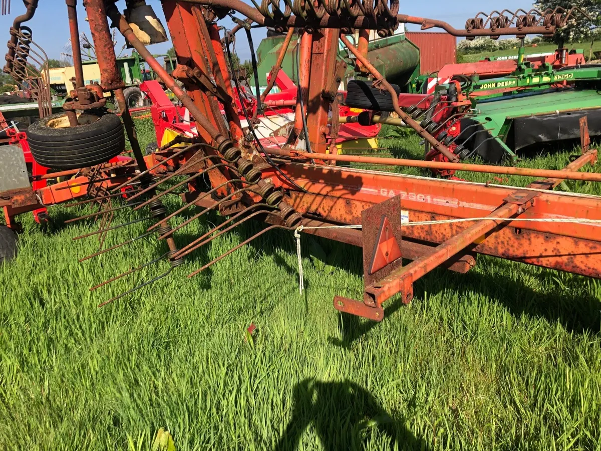 Kuhn 7301 rake for parts - Image 3