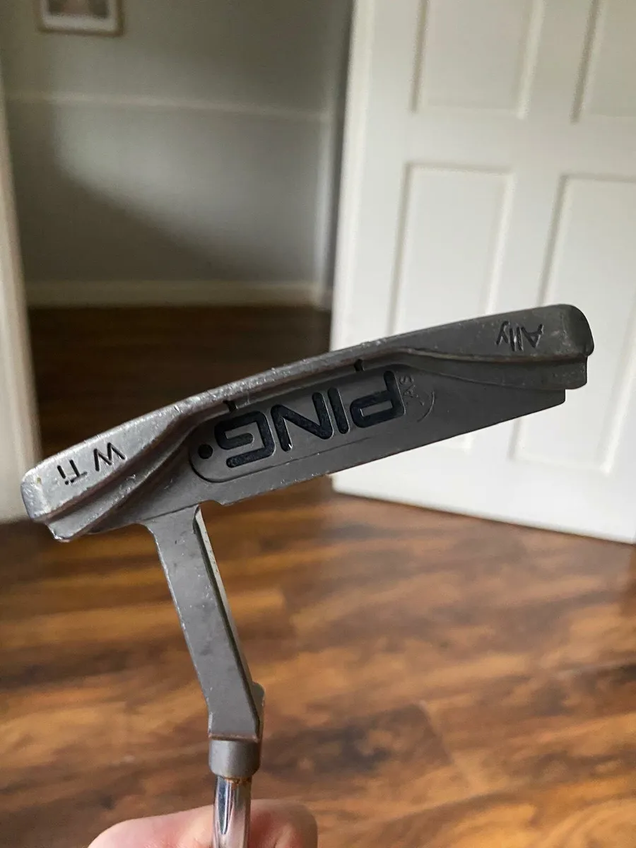 Putter - Image 1