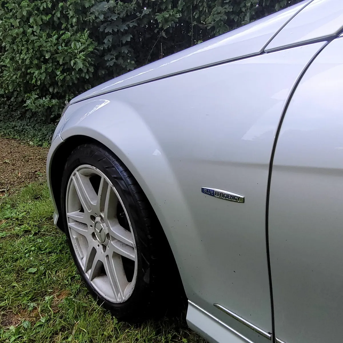 Mercedes-Benz C-Class 2010 - Image 2
