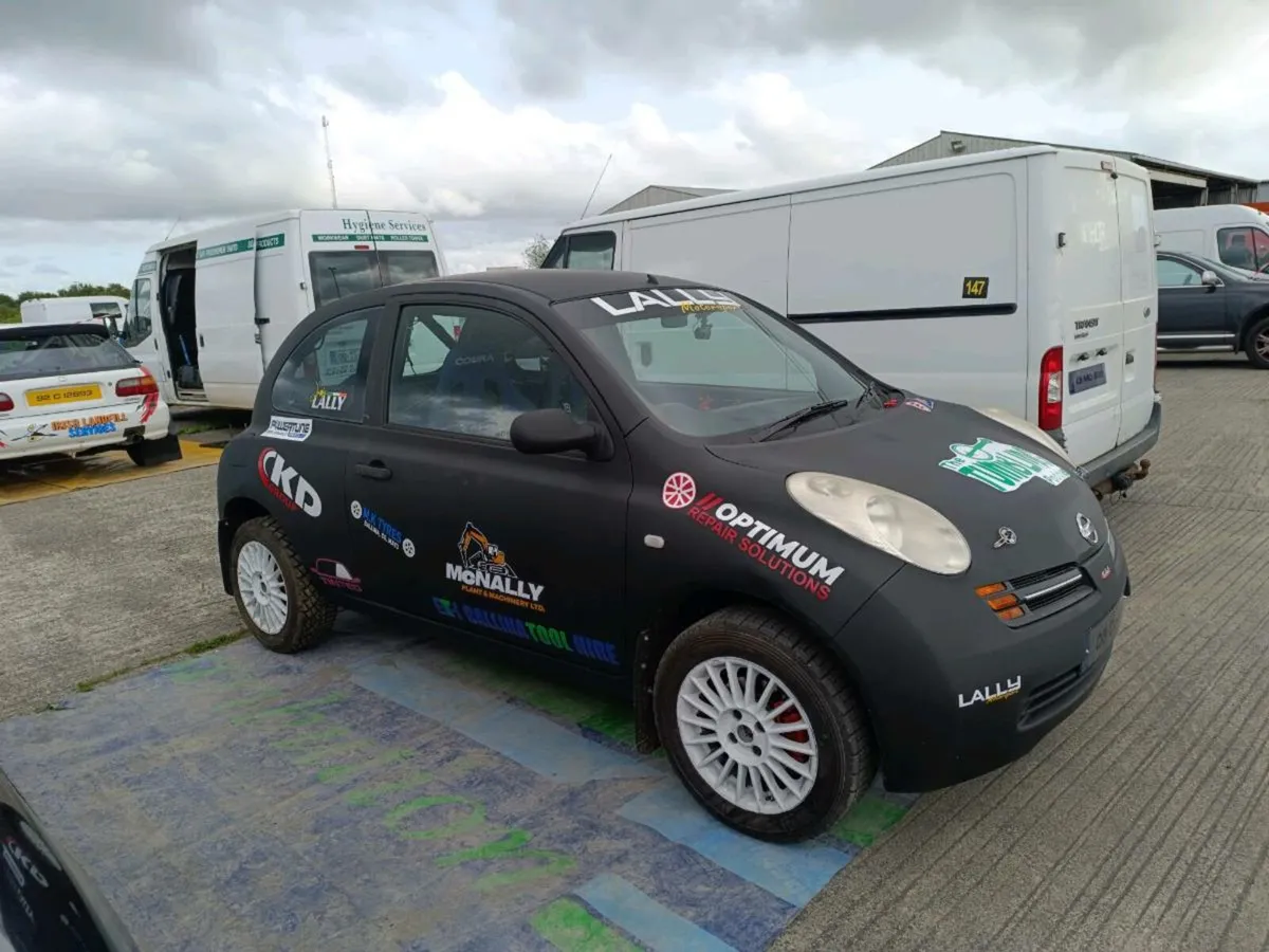 Rally car - Image 1