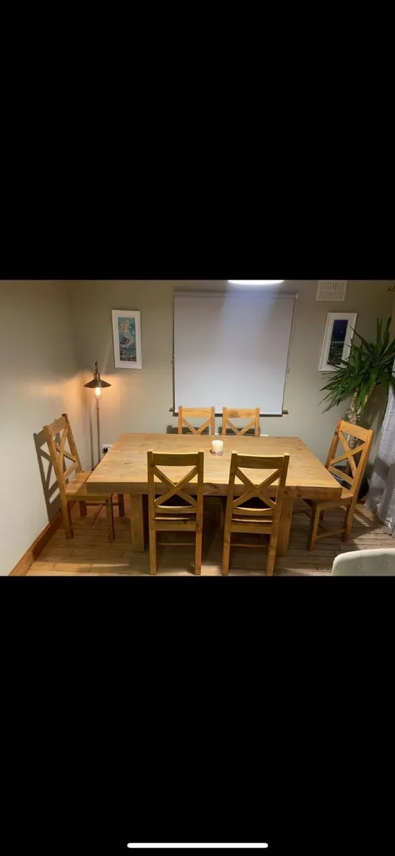 Table and Chairs set - Image 4