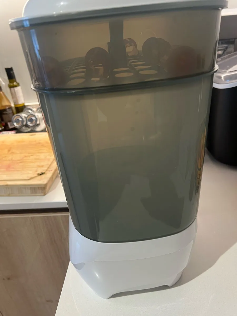 Baby Brezza Baby Bottle Steriliser and Dryer Adv - Image 4