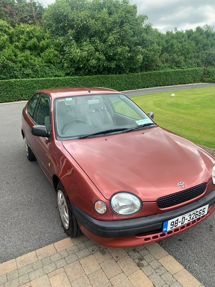 Toyota Corolla - Image 2