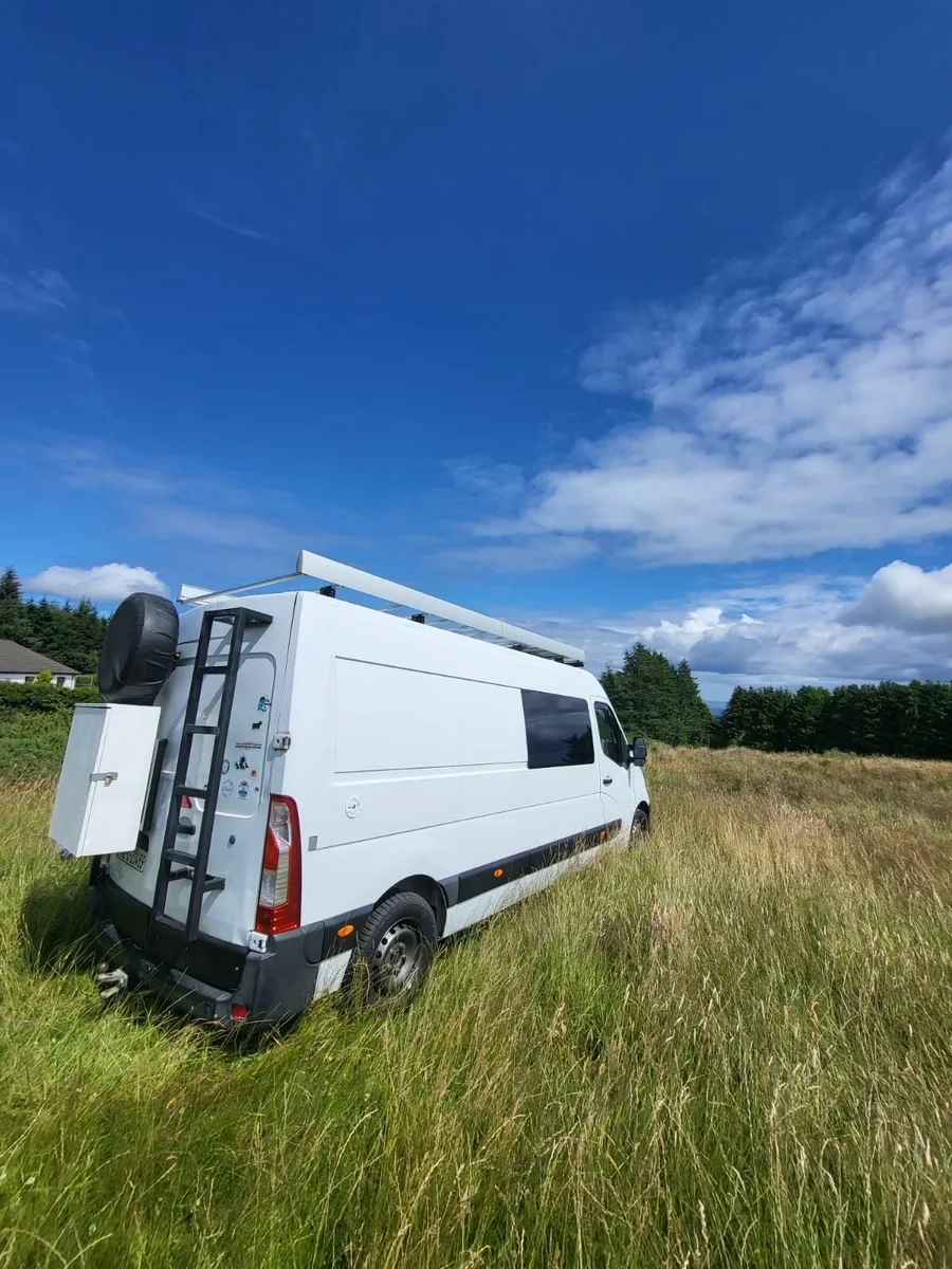 Renaut master self-converted campervan - Image 1