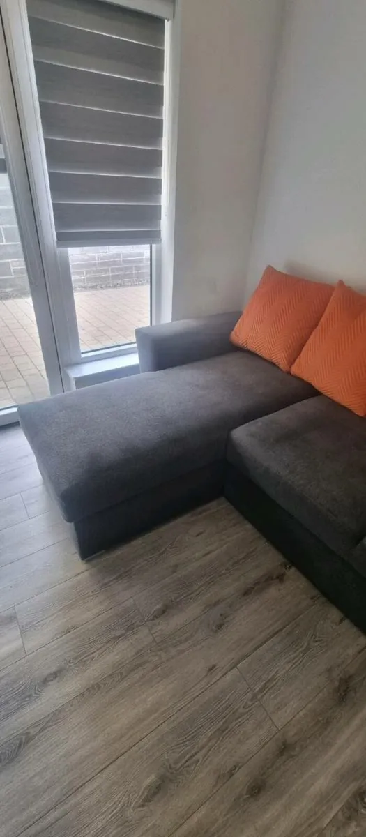 L shaped Sofa bed chaise longue dark grey fabric - Image 4