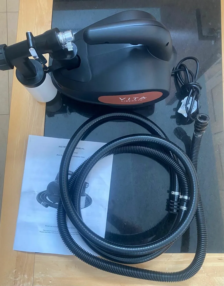 Vita Liberata spray tan machine - Image 1