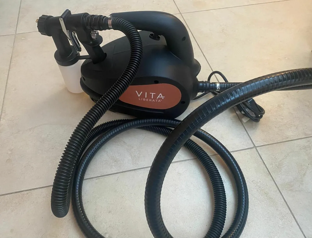 Vita Liberata spray tan machine - Image 3