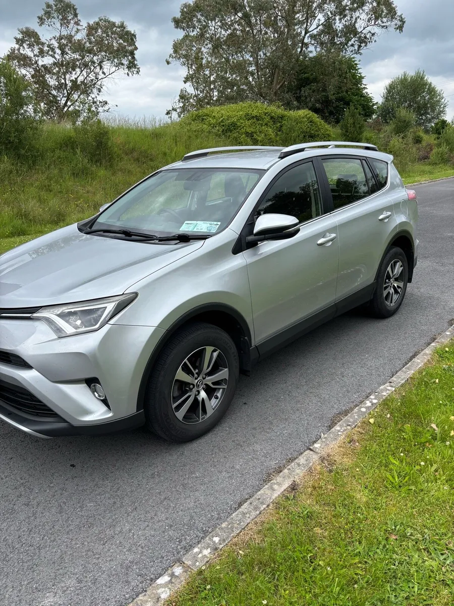 Toyota Rav 4 - Image 4