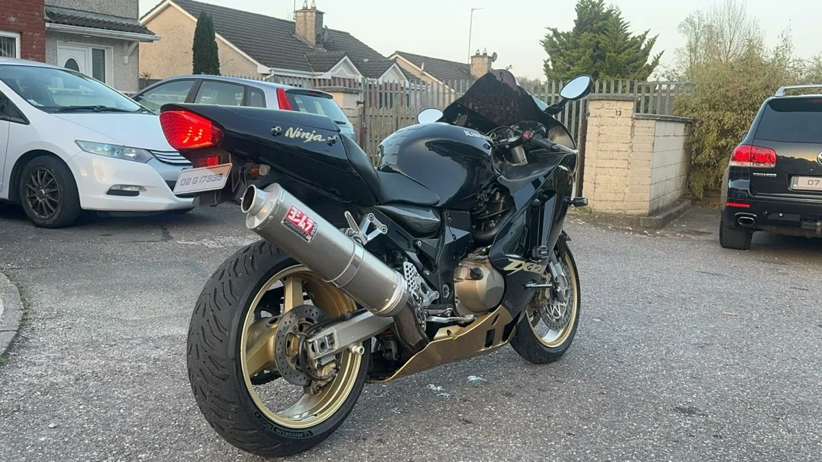 Motorcycle - Image 3