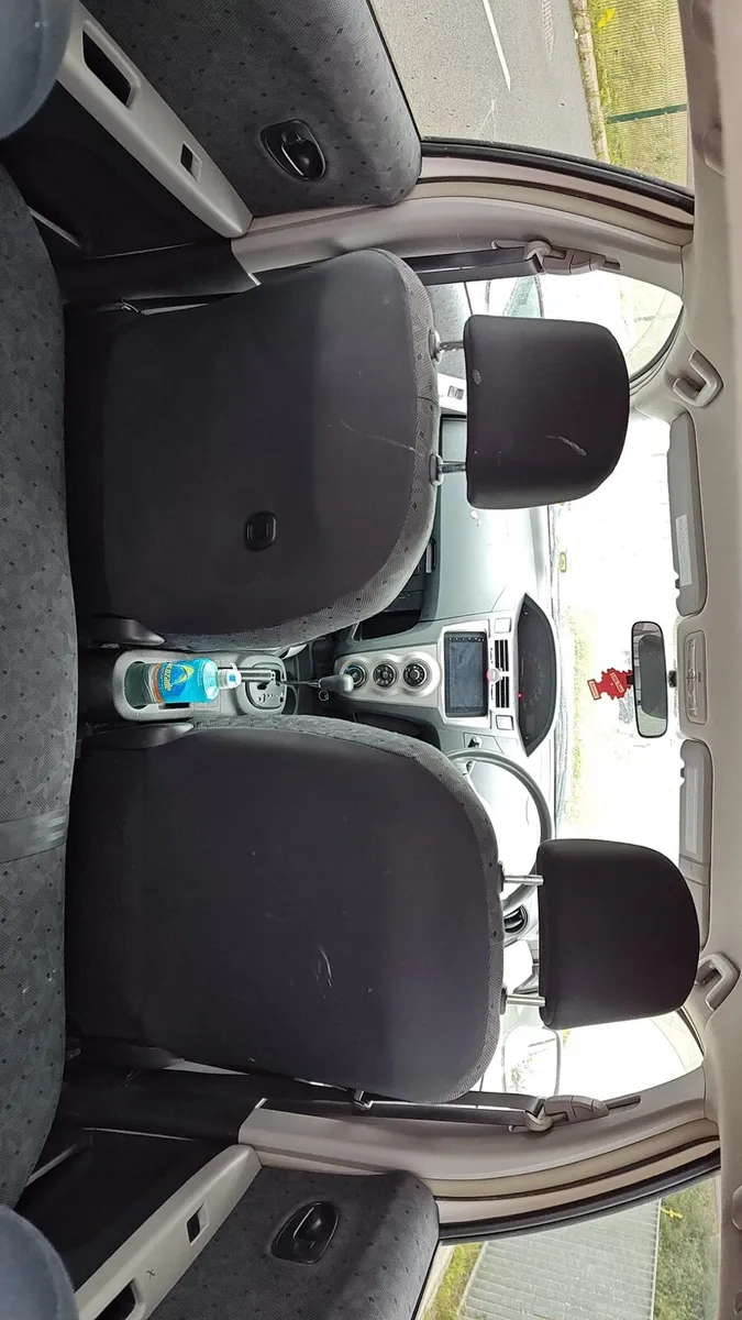 Car - Image 1