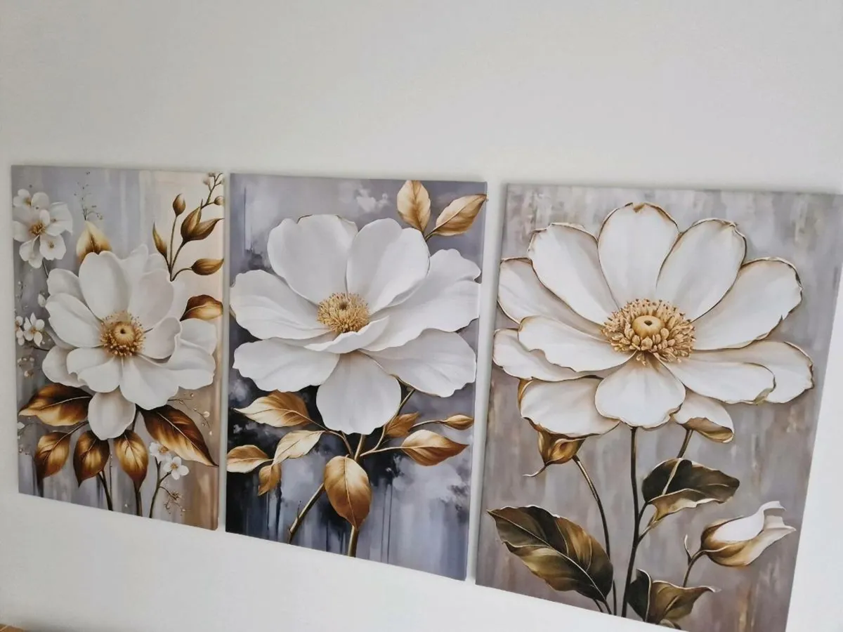3 canvas - Image 1