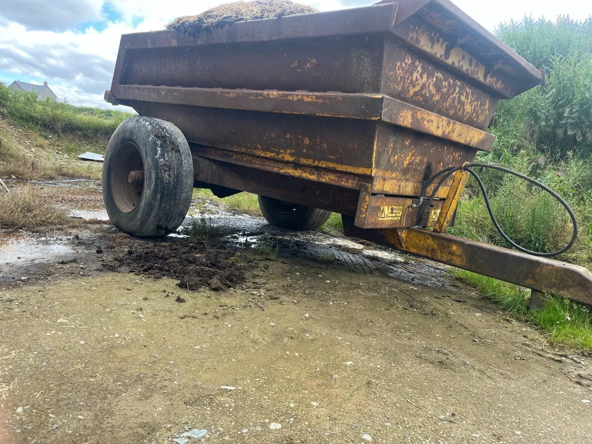 Dump trailer