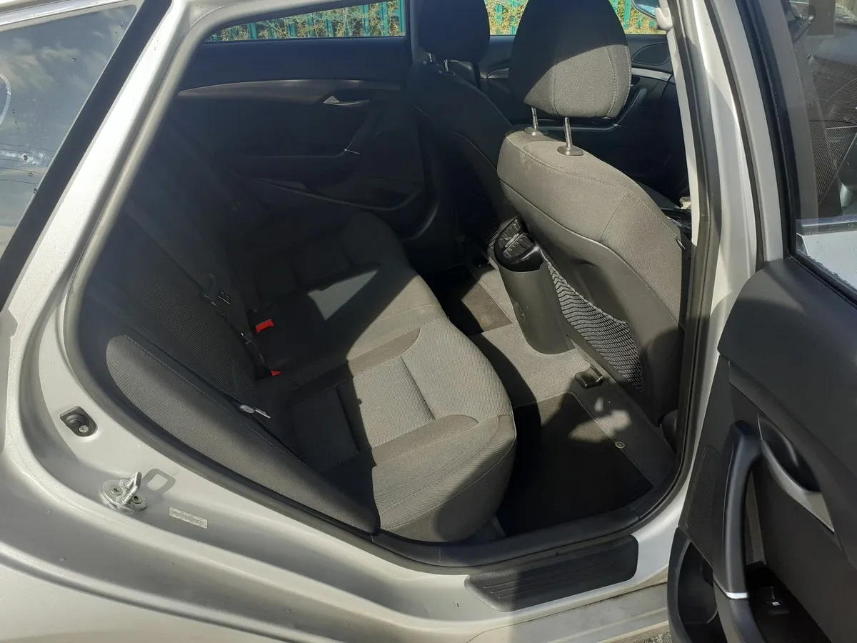 Hyundai i40 2012 1.7crdi Nct&Tax - Image 4