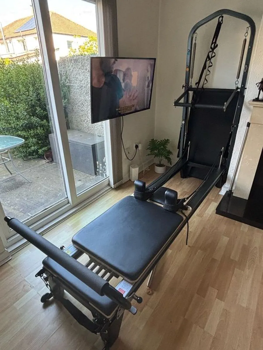 Pilates Reformer with Tower - Image 1