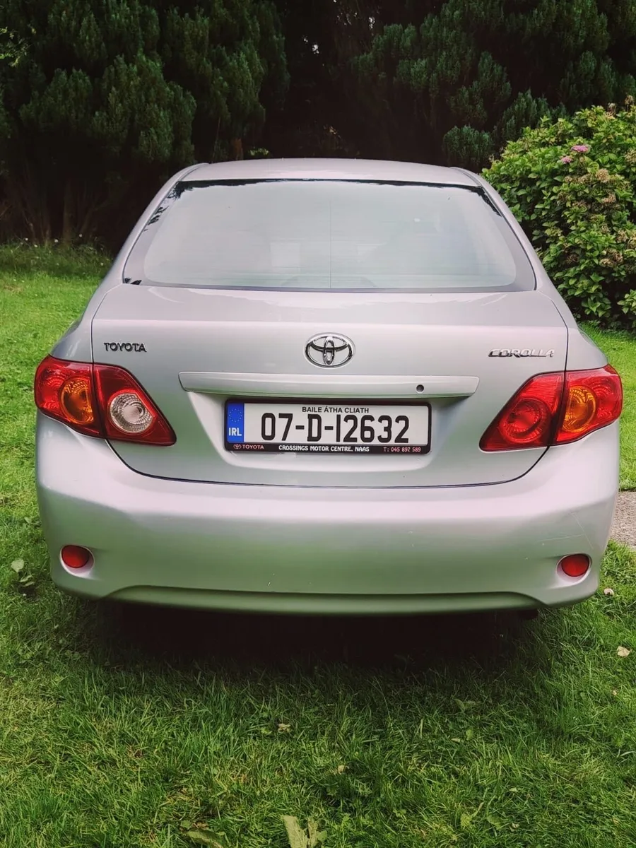Toyota Corolla 2007 - Image 2