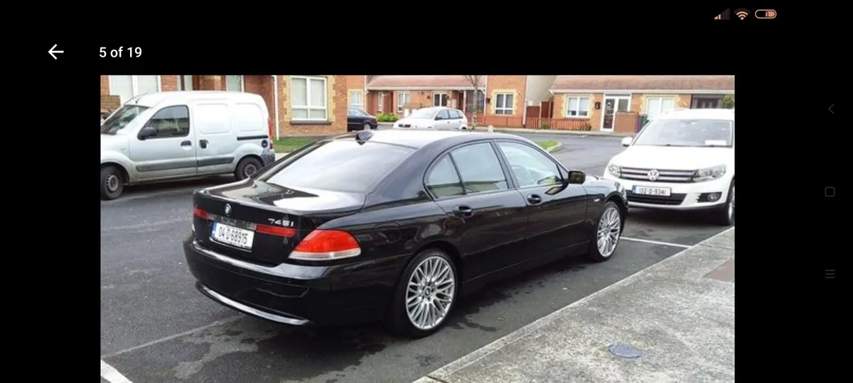 BMW 745i - Image 2