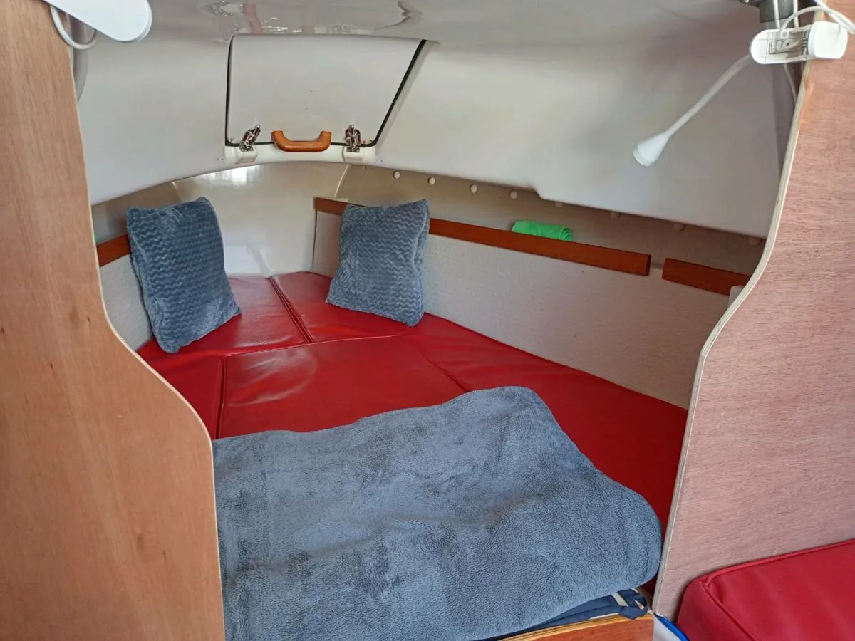 23ft Pandora Sailing Yacht with Road Trailer - Image 3