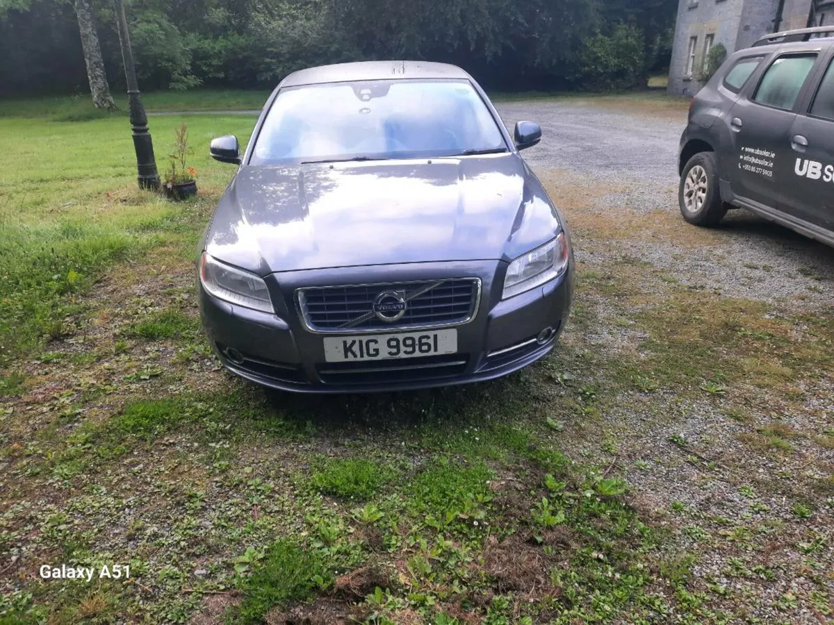 2012 Volvo S80 - Image 2