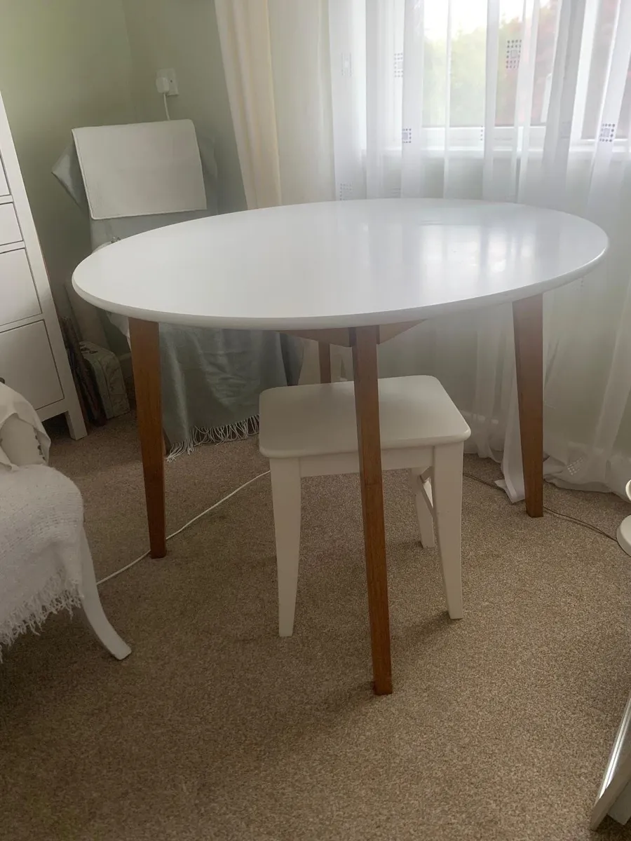 Table - Image 1