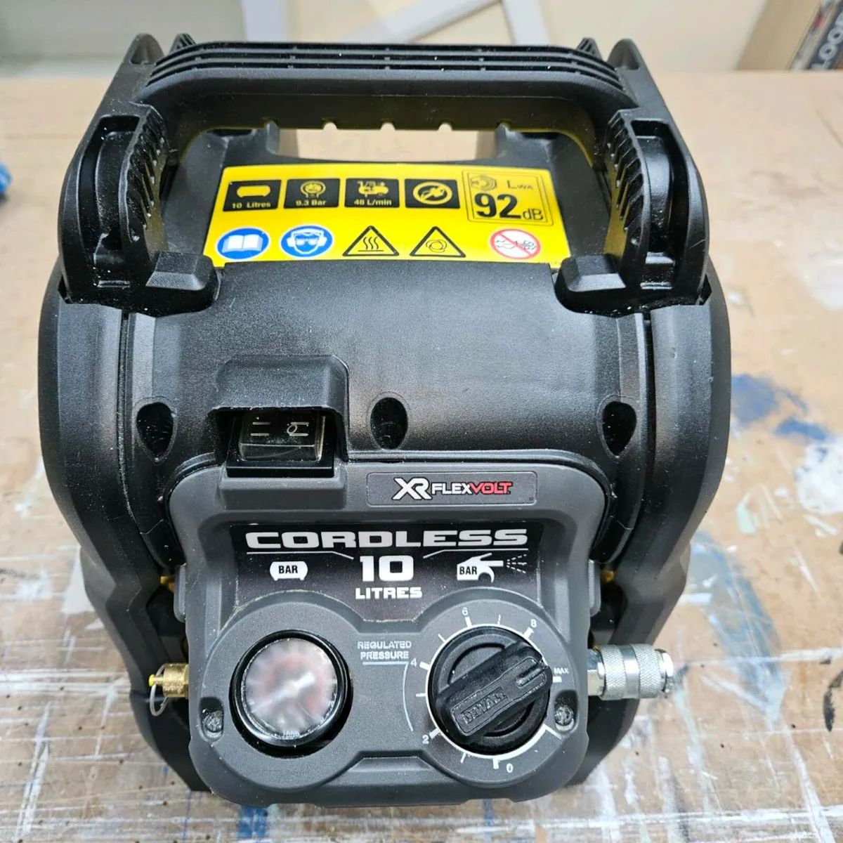 Dewalt air compresser - Image 1