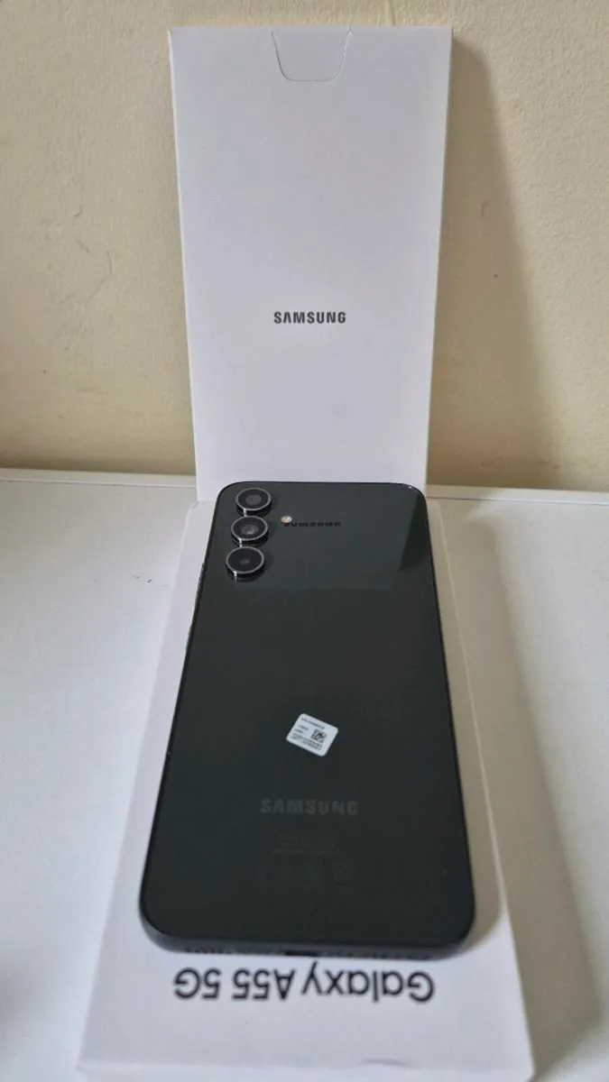 2x Samsung Galaxy A55 5G - Image 4