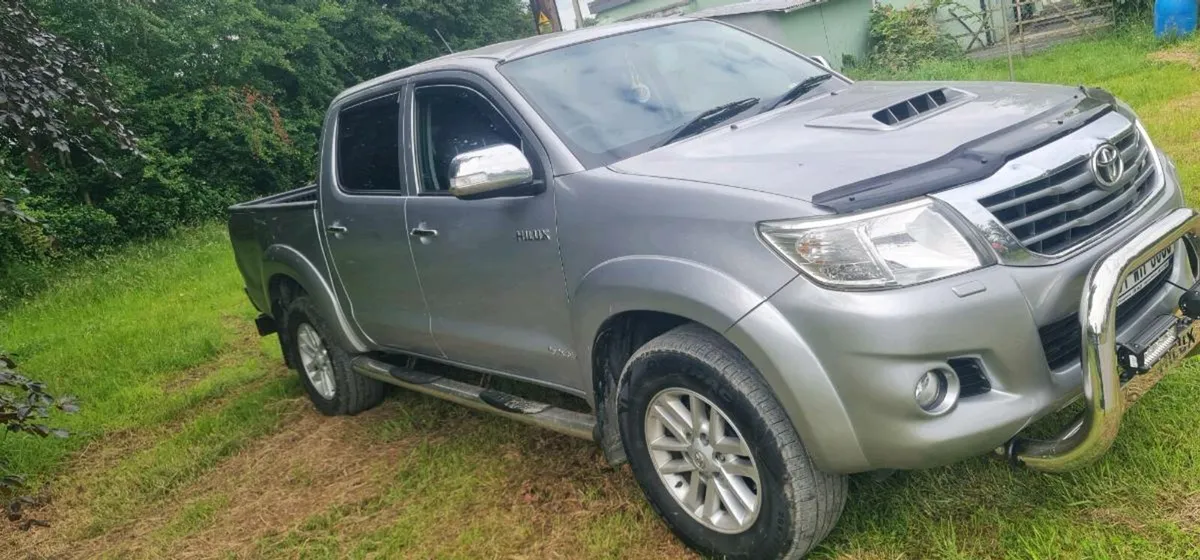 Toyota hilux - Image 1