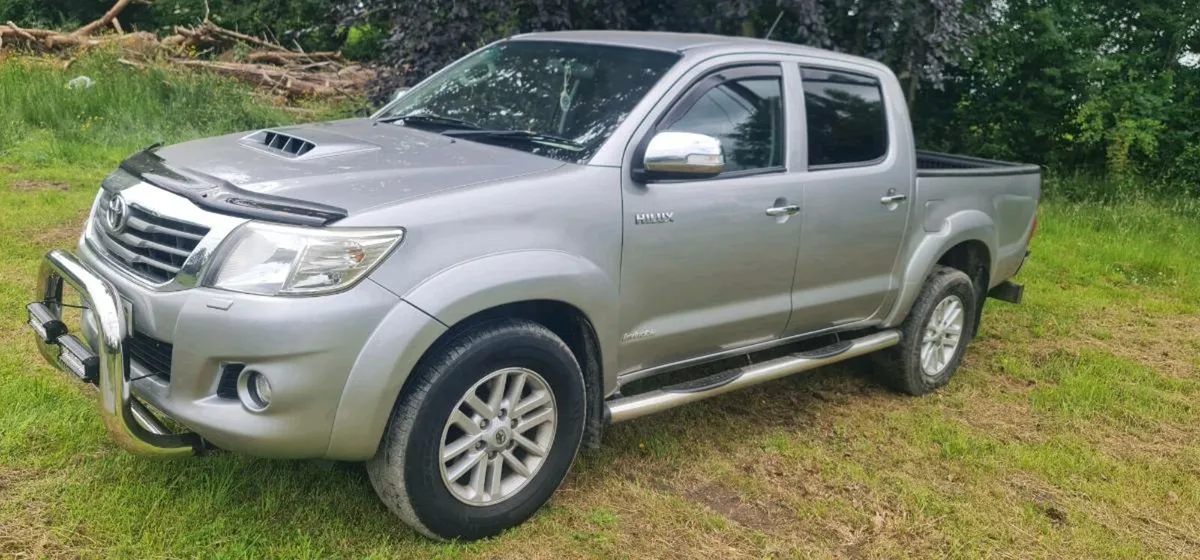 Toyota hilux - Image 2