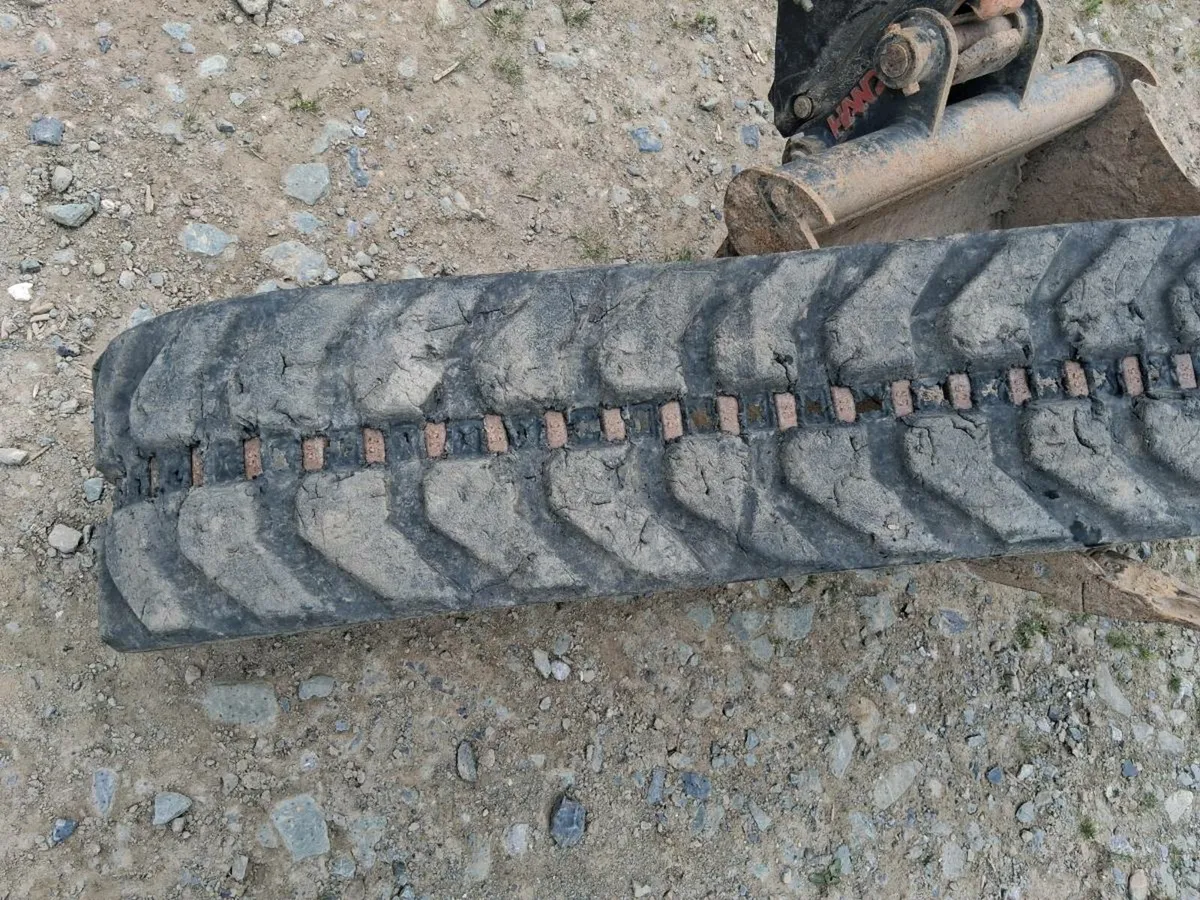 Track For 3 Tonne Mini Digger - Image 4