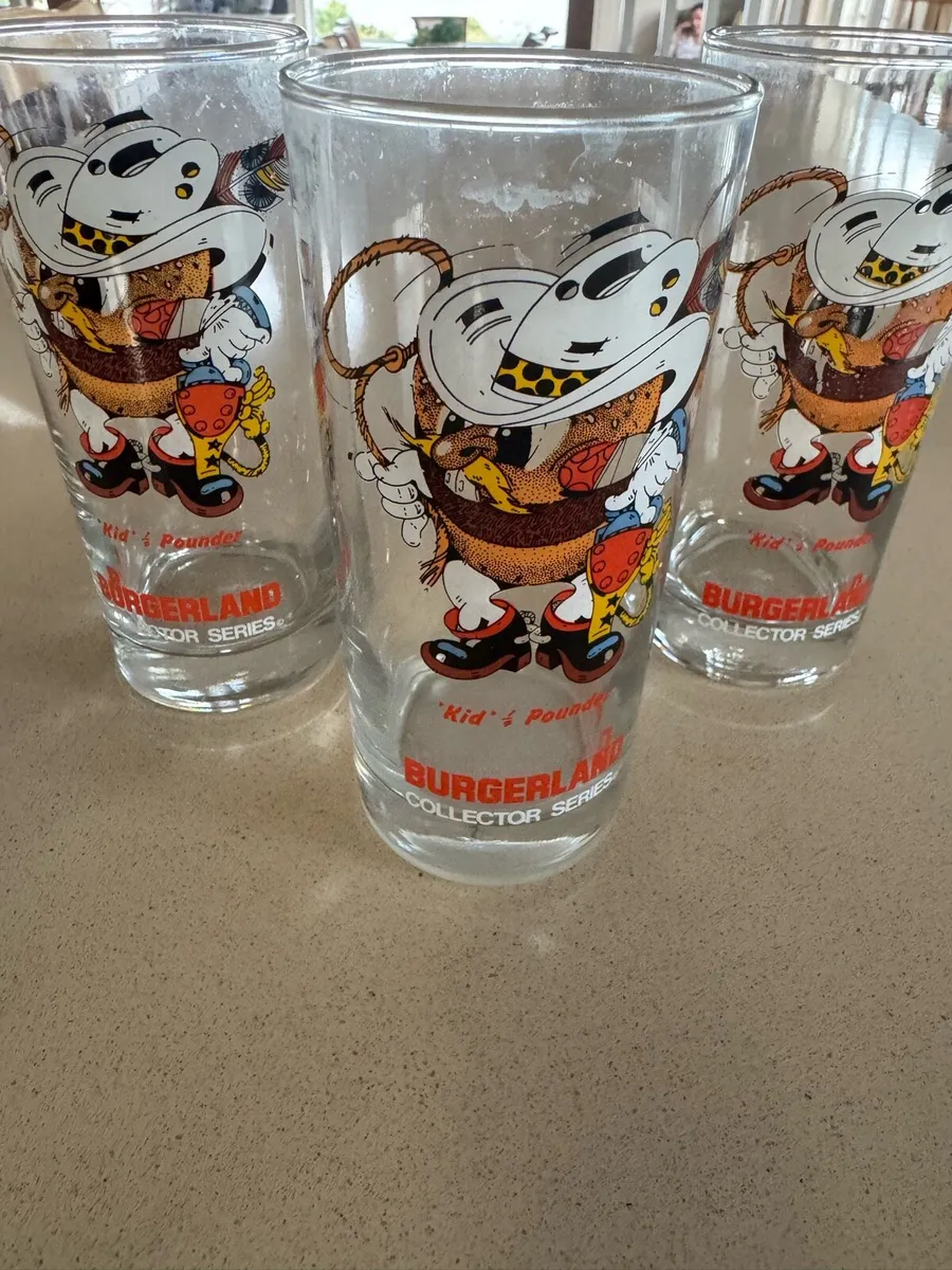 Burgerland tumblers - Image 1