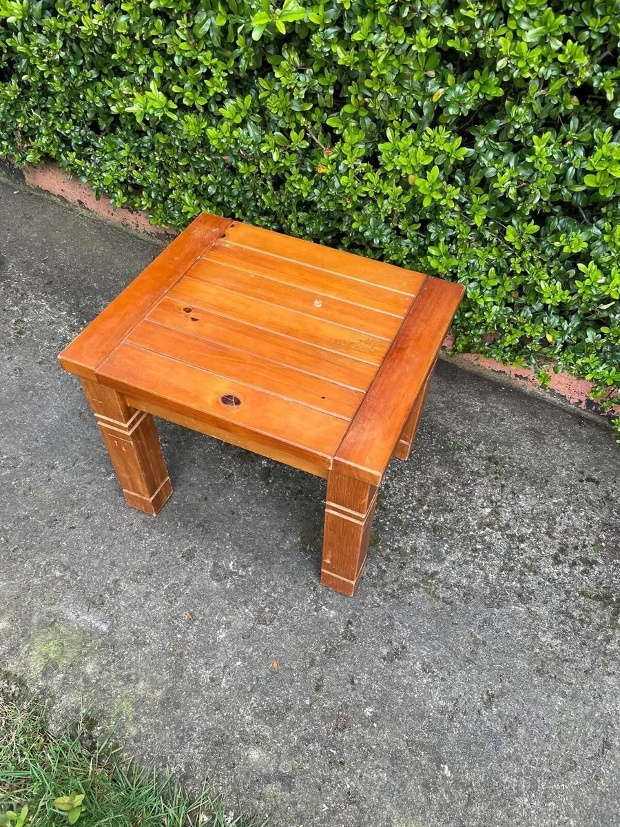 Pine side table €30 - Image 2